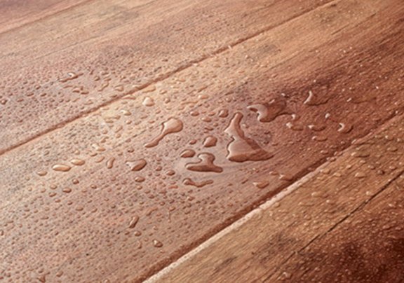 Виды водостойкого ламината для кухни