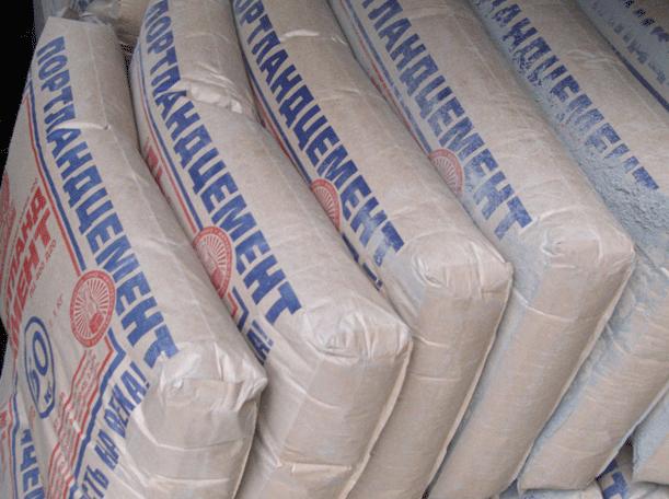 Стоит ли хранить цемент и закупать его впрок?