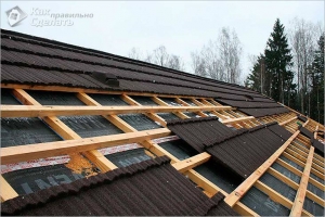 Монтаж композитной металлочерепицы