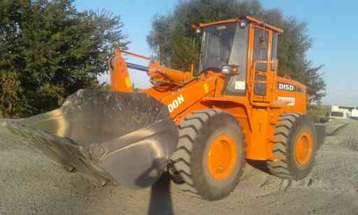 Аренда экскаваторов погрузчиков в Москве