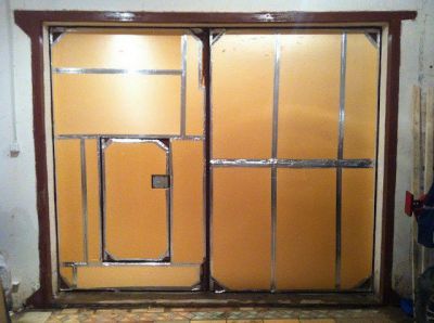 Как утеплить гаражные ворота пенопластом: инструкция с фото и видео